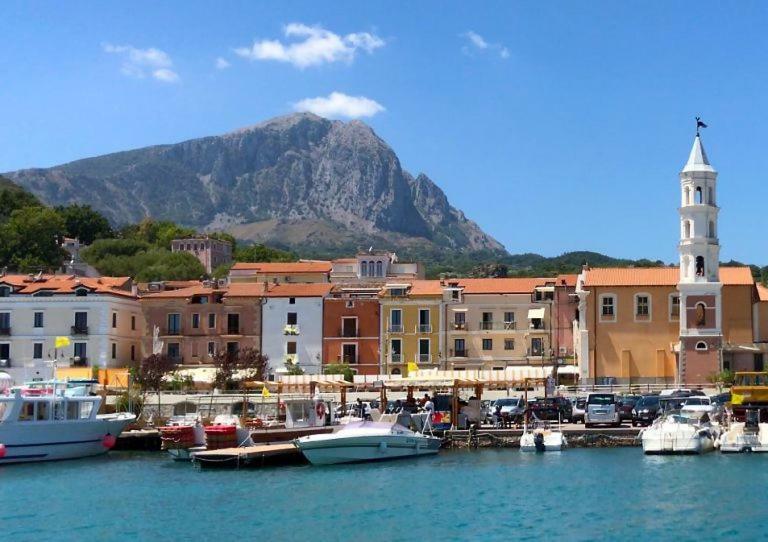 By The Sea In Scario Διαμέρισμα Εξωτερικό φωτογραφία